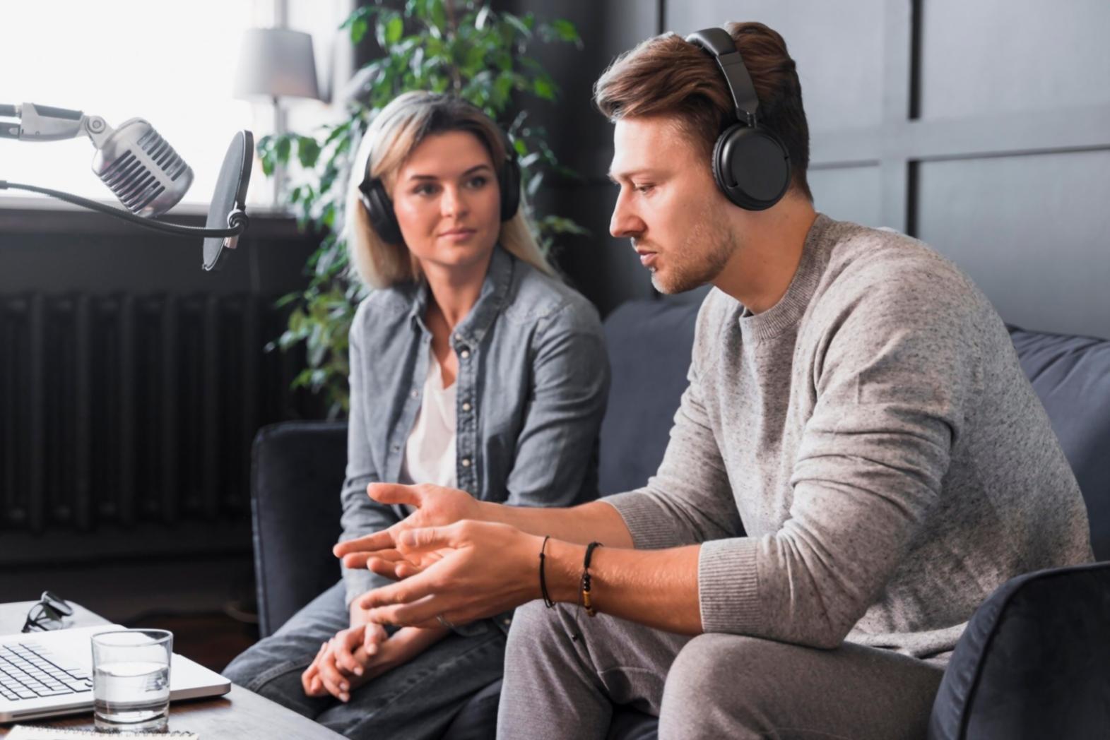 Teammeetings finden alle zwei Wochen statt - hier tauschen wir uns über neue Entwicklungen aus